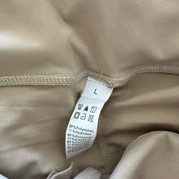 NWOT Women’s Athletic Skirt with Ankle Leggings - Picture 2 of 8